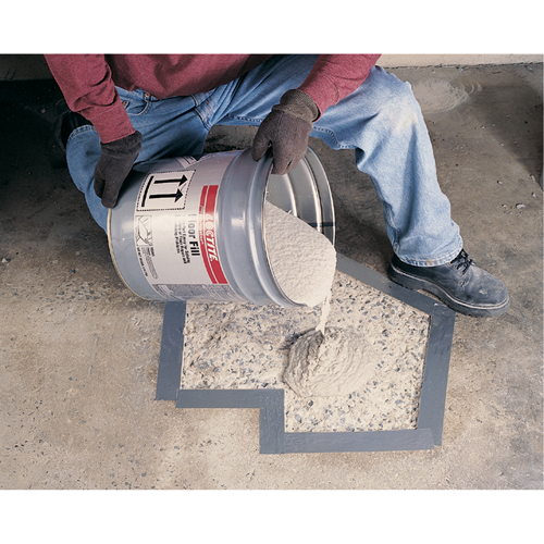 Produit de remplissage pour plancher Fixmaster, Trousse, Gris Haskins Industrial Inc.
