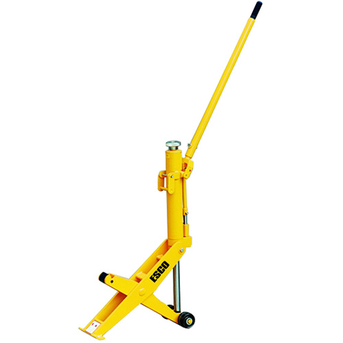 Heavy-Duty Forklift Tractor Jack Haskins Industrial Inc.