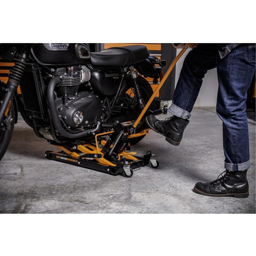 ATV and Motorcycle Jack, 0.75 Ton(s) Capacity, 4-2/3" Lowered, 14-1/2" Raised, Manual Hydraulic Haskins Industrial Inc.