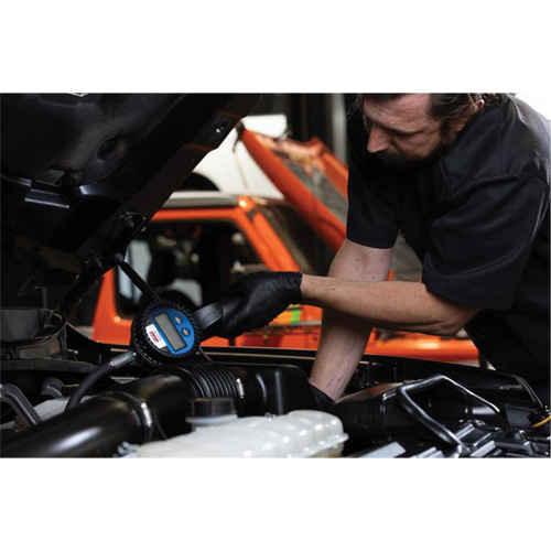 D&eacute;bitm&egrave;tre &eacute;lectronique de lubrifiant avec rallonge flexible &agrave; 90° Haskins Industrial Inc.