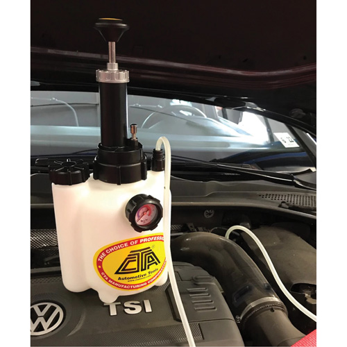 Trousse maître de purgeur de freins sous pression avec adaptateurs Haskins Industrial Inc.