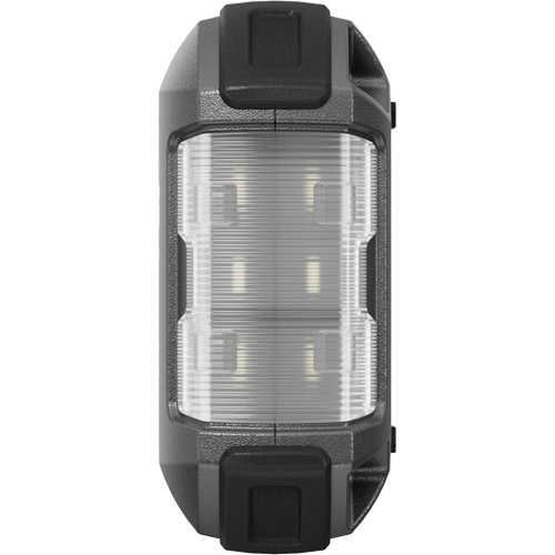 D&eacute;marreur d'appoint, survolteur, banque d'alimentation et lampe de poche JumpSurge1500 Haskins Industrial Inc.