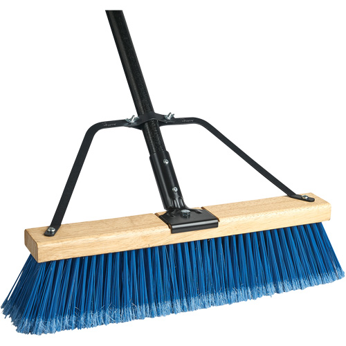 Balai-brosse &agrave; manche renforc&eacute; Ryno, 36", Fin, Soies PVC Haskins Industrial Inc.