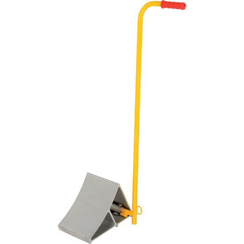 Aluminum Wheel Chock With Handle, 7" W x 11-7/8" D x 7-11/16" H Haskins Industrial Inc.