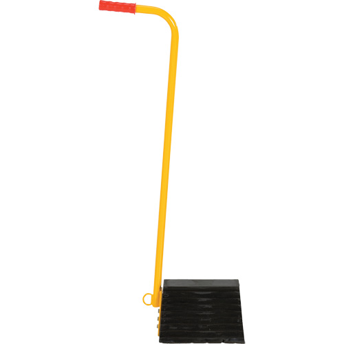 Ergo Handle Wheel Chock, 9-1/4" x 8" x 6", Black Haskins Industrial Inc.