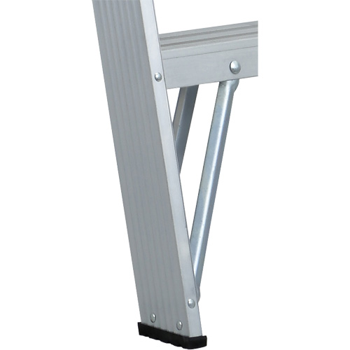 Commercial Duty Stepladders (2400 Series), 4', Aluminum, 225 lbs. Capacity, Type 2 Haskins Industrial Inc.