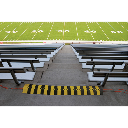 Syst&egrave;me de protection de c&acirc;bles Ultra-Sidewinder - moyen , 14,125" x 9,75" x 1,38", 13500 lb (6,75 tons) Haskins Industrial Inc.