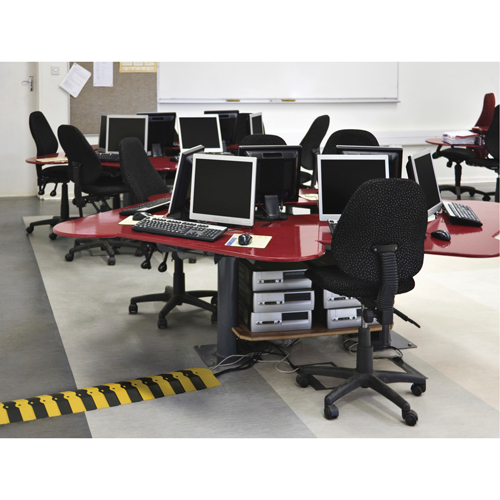 Syst&egrave;me de protection de c&acirc;bles Ultra-Sidewinder - moyen , 14,125" x 9,75" x 1,38", 13500 lb (6,75 tons) Haskins Industrial Inc.