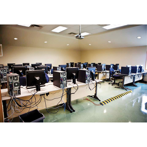 Syst&egrave;me de protection de c&acirc;bles Ultra-Sidewinder - grand , 14,125" x 13,675" x 2,13", 13500 lb (6,75 tons) Haskins Industrial Inc.