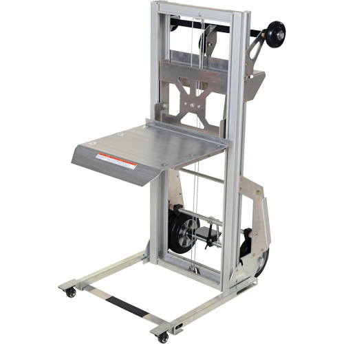 Appareil de levage portatif en aluminium, M&eacute;canisme Pompe au pied, Capacit&eacute; de 200 lb, Levage max de 61" Haskins Industrial Inc.