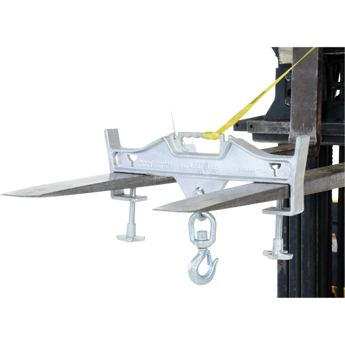 Crochet de levage &agrave; pivot double, Ouverture des fourches 7-1/4" x  2-1/2" Haskins Industrial Inc.