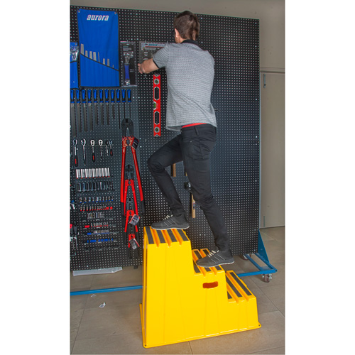 Escabeau industriel, 3 marches, 34-13/16" x 22-7/16" x Hauteur 28-1/2" Haskins Industrial Inc.