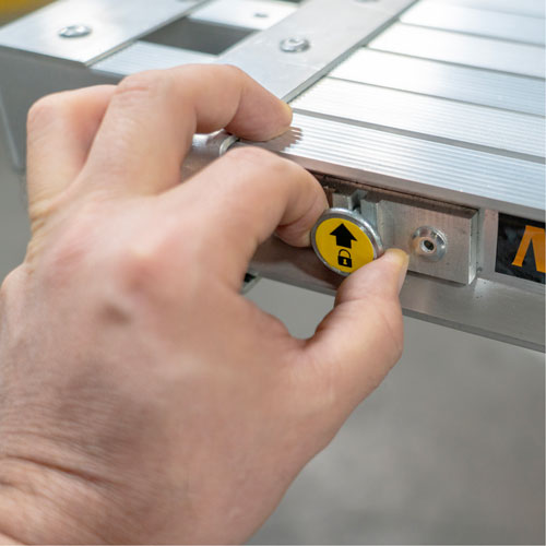 Telescoping Work Plank, 156" W x 12" D, 250 lbs. Capacity, Knocked Down Haskins Industrial Inc.