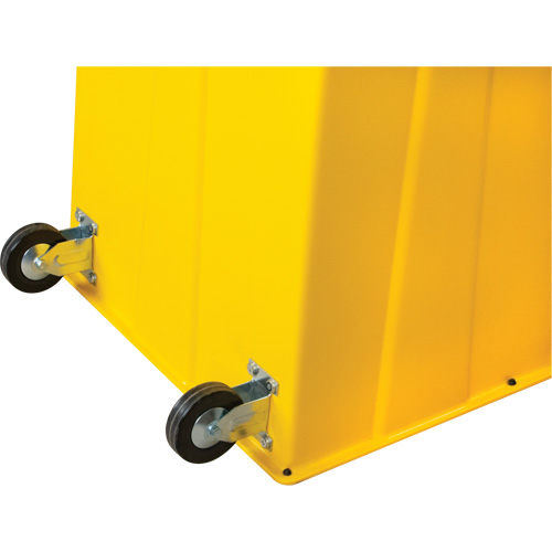 Industrial Step Stool, 4 Steps, 44" x 22-1/4" x 65-1/8" High Haskins Industrial Inc.