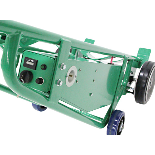 Diable pour baril motoris&eacute; avec roues pneumatiques Haskins Industrial Inc.