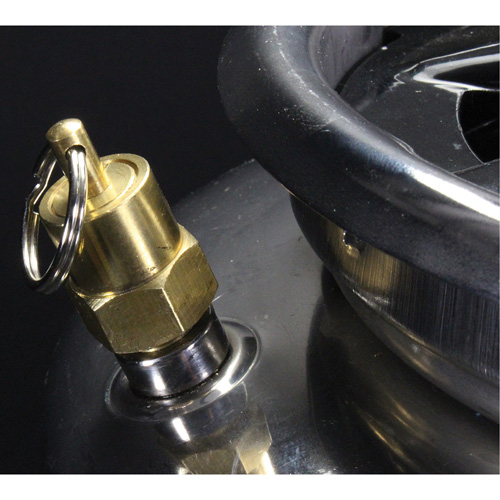 Industrial & Contractor Series Concrete Compression Sprayer, 3.5 gal. (16 L), Stainless Steel, 24" Wand Haskins Industrial Inc.