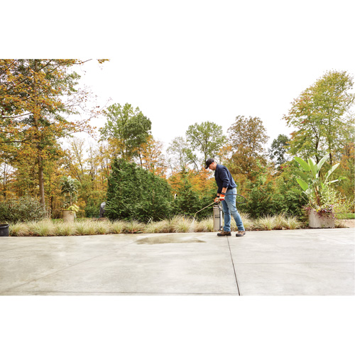 Industrial & Contractor Series Concrete Compression Sprayer, 3.5 gal. (16 L), Stainless Steel, 24" Wand Haskins Industrial Inc.