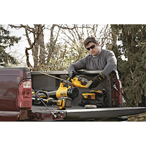 MAX* Hedge Trimmer, 22", 20 V, Battery Powered Haskins Industrial Inc.