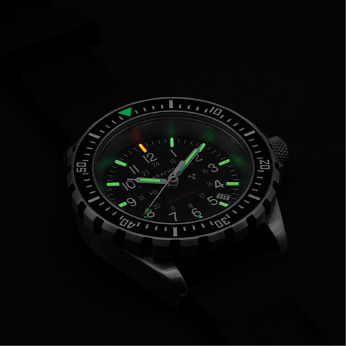 Grande montre automatique de plong&eacute;e, Num&eacute;rique, &agrave; piles, 41 mm, Noir Haskins Industrial Inc.