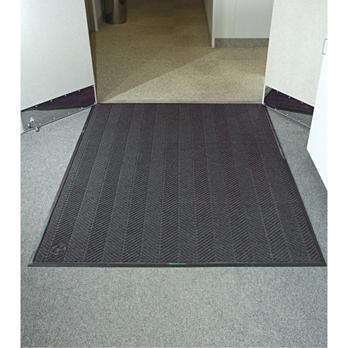 Waterhog&reg; Eco Elite Matting, Wiper/Scraper, 3' x 8' x 3/8", Grey Ash Haskins Industrial Inc.