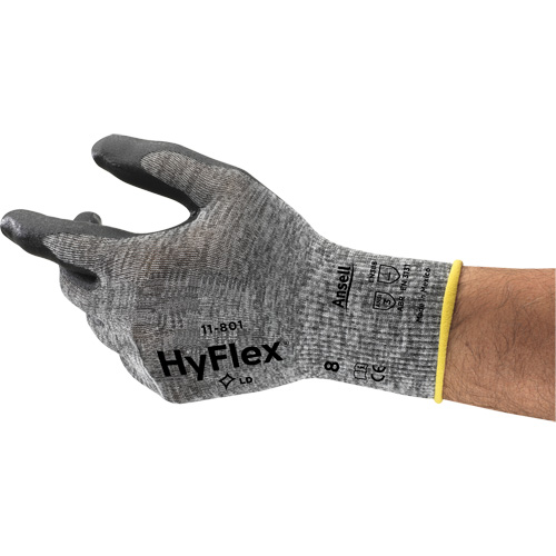 Gants Hyflex 11-801, 7/Petit, R&ecirc;vetement Mousse de nitrile, Calibre 15, Enveloppe en Nylon Haskins Industrial Inc.