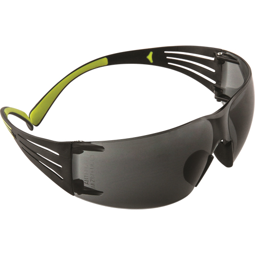Lunettes de s&eacute;curit&eacute; SecureFit s&eacute;rie 400, Lentille Grise/fum&eacute;e, Antibu&eacute;e/Anti-&eacute;gratignures, ANSI Z87+/R&eacute;pond ou surpasse la norme CSA Z94.3 Haskins Industrial Inc.