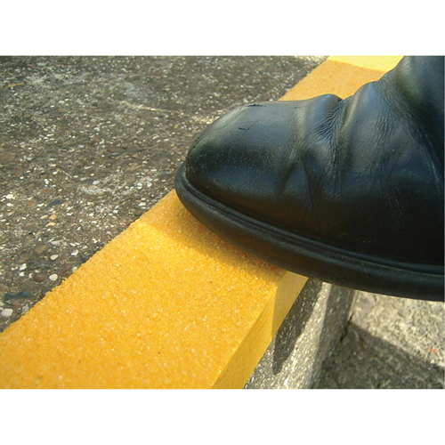Safestep&reg; Anti-Slip Step Edge, 2.75" W x 32" L, Yellow Haskins Industrial Inc.