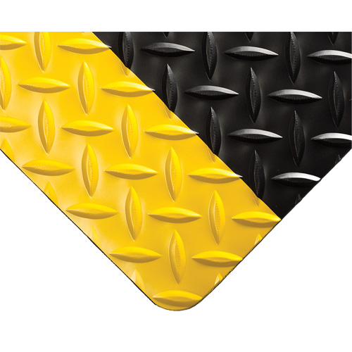 Tapis Diamond-Plate pour tableau de contr&ocirc;le no 701, 3' la x 75' lo, 1/4" &eacute;paisseur, Noir/Jaune, PVC Haskins Industrial Inc.