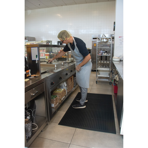 Tapis antifatigue, &agrave; fentes, 3' x 5' x 7/8", Noir, Caoutchouc naturel Haskins Industrial Inc.