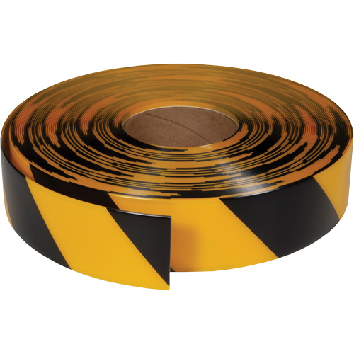 Ruban de marquage tr&egrave;s r&eacute;sistant pour plancher ArmorStripe, 2" x 100', PVC, Noir et jaune Haskins Industrial Inc.