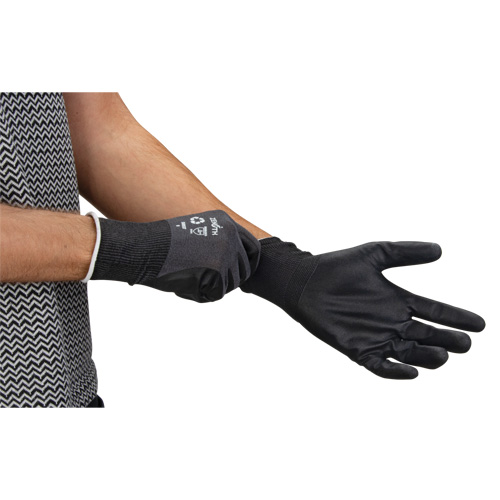 Eco-Friendly Breathable Coated Gloves, 10, Foam Nitrile Coating, 21 Gauge, Nylon/RPET Shell Haskins Industrial Inc.