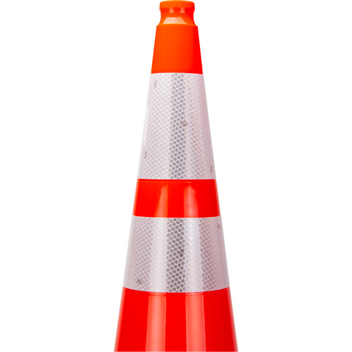 C&ocirc;ne de signalisation de premi&egrave;re qualit&eacute;, 36", Orange, Bande(s) r&eacute;fl&eacute;chissante(s) 4" & 6" Haskins Industrial Inc.