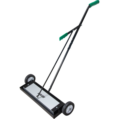 Balayeuse magn&eacute;tique &agrave; pousser, 24" la Haskins Industrial Inc.