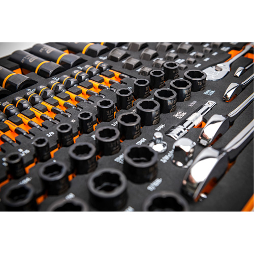 Jeu d'outils pour m&eacute;canicien Bolt Biter dans un plateau de rangement en mousse 97 mcx Haskins Industrial Inc.