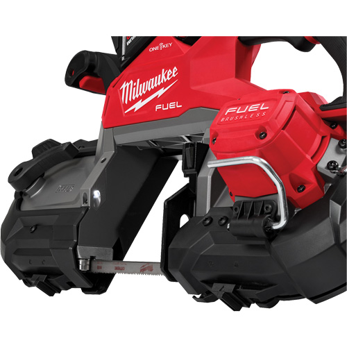 Scie &agrave; ruban &agrave; deux g&acirc;chettes pour coupes profondes M18 FUEL avec ONE-KEY, 18 V, 5" Capacit&eacute; Haskins Industrial Inc.