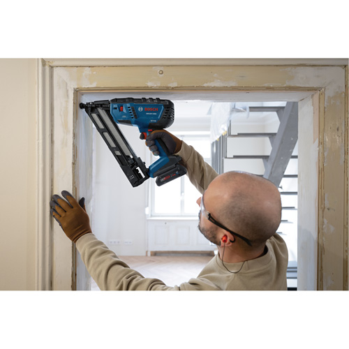 Cloueur de finition inclin&eacute; sans balais de calibre 15 (outil seulement), 18 V, Lithium-ion Haskins Industrial Inc.