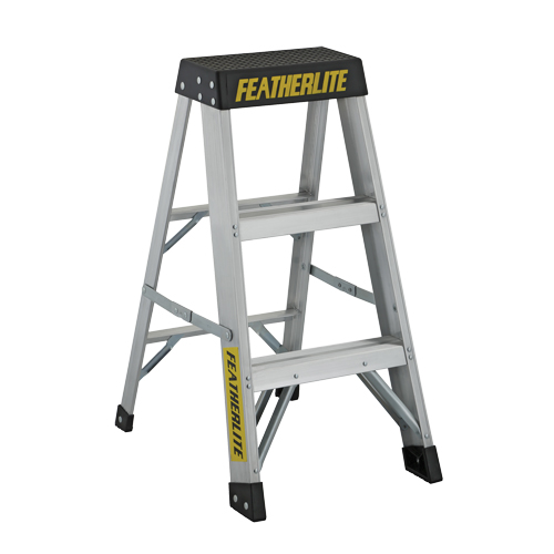 Escabeaux industriels extra robustes, 3', Aluminium, Capacit&eacute; 300 lb, Type 1A Haskins Industrial Inc.