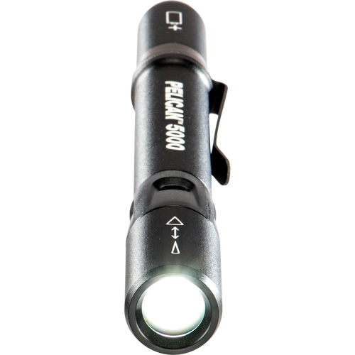 Lampe de poche, DEL, 202 lumens, Piles AAA Haskins Industrial Inc.
