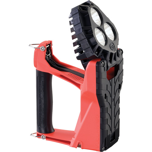 Syst&egrave;me de lanterne multifonctionnelle 180 Vulcan avec support pour v&eacute;hicule, DEL, 1200 lumens, 5.75 hres de fonctionnement, piles Rechargeable, Compris Haskins Industrial Inc.