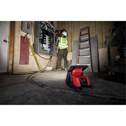 M18 Rover Dual Power Flood Light, LED, 2000/4000/1200 Lumens, Plastic Housing Haskins Industrial Inc.