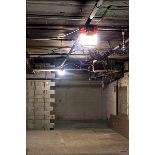 M18 RADIUS Compact Site Light with ONE-KEY, LED, 4400 Lumens Haskins Industrial Inc.