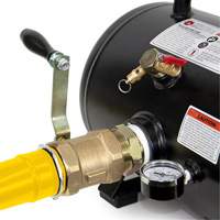 R&eacute;servoir de 5 gallons pour d&eacute;monte-talons de pneu s&eacute;rie Pro, Convient aux jantes de taille 24-1/2" Haskins Industrial Inc.