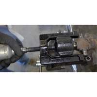 Extracteur de joints de cardan moyens, 1 Mcx, Longueur de l'extracteur 1,7" Haskins Industrial Inc.