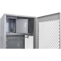 Casier pour &eacute;quipement avec porte, Acier, 24" la x 24" p x 72" h, Gris Haskins Industrial Inc.