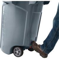 Brute&reg; Vented Wheeled Container, Plastic, 44 US gal. Haskins Industrial Inc.