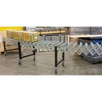 Expandable Conveyor, 18" W x 12' L, 200 lbs. per lin. ft. Capacity Haskins Industrial Inc.