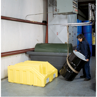Poly-Racker pour syst&egrave;me Poly-Rack, 49" lo x 53" la x 23" ha, 102 gal. US Capacit&eacute; Haskins Industrial Inc.