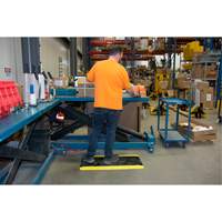 Anti-Fatigue Matting, Diamond, 1-2/3' x 3-1/4' x 3/4", Black/Yellow, Polyurethane Haskins Industrial Inc.