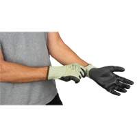 Gants &eacute;lastiques &eacute;cologiques sans coutures r&eacute;sistants &agrave; la coupe, Taille 9, Calibre 13, Rev&ecirc;tement Polyur&eacute;thane, Enveloppe en PEHP/rPET, ASTM ANSI niveau A4 Haskins Industrial Inc.