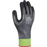 Gants r&eacute;sistants &agrave; la coupe S-TEX Alpha XC822, Taille Moyen/7, Calibre 18, Rev&ecirc;tement Nitrile, Enveloppe en Tungst&egrave;ne, ASTM ANSI niveau A6 Haskins Industrial Inc.